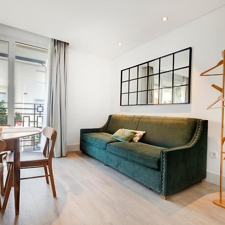 Apartamentos Turisticos La Plaza 치피오나 외부 사진