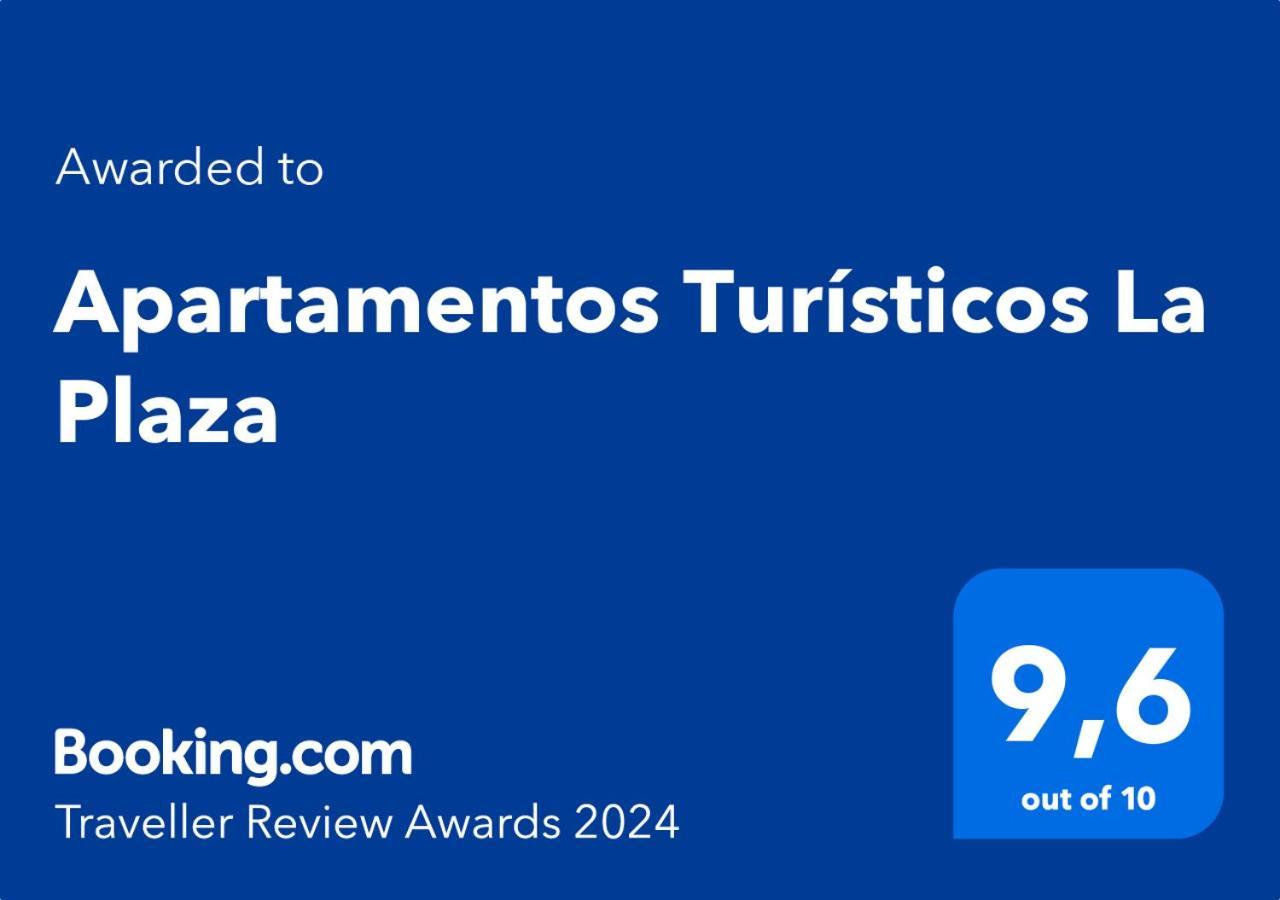 Apartamentos Turisticos La Plaza 치피오나 외부 사진