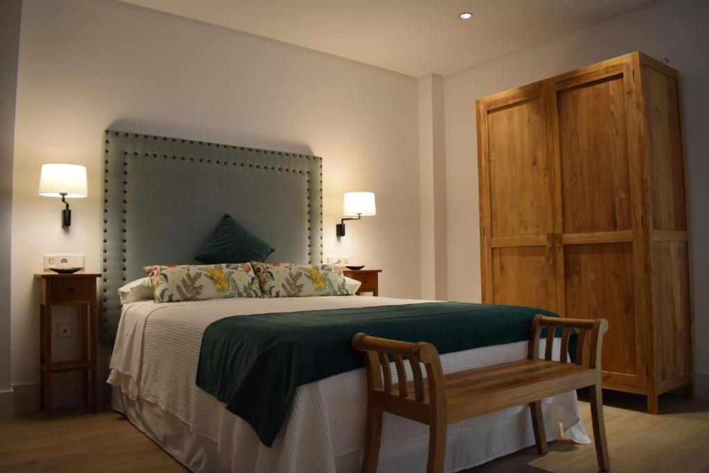 Apartamentos Turisticos La Plaza 치피오나 외부 사진