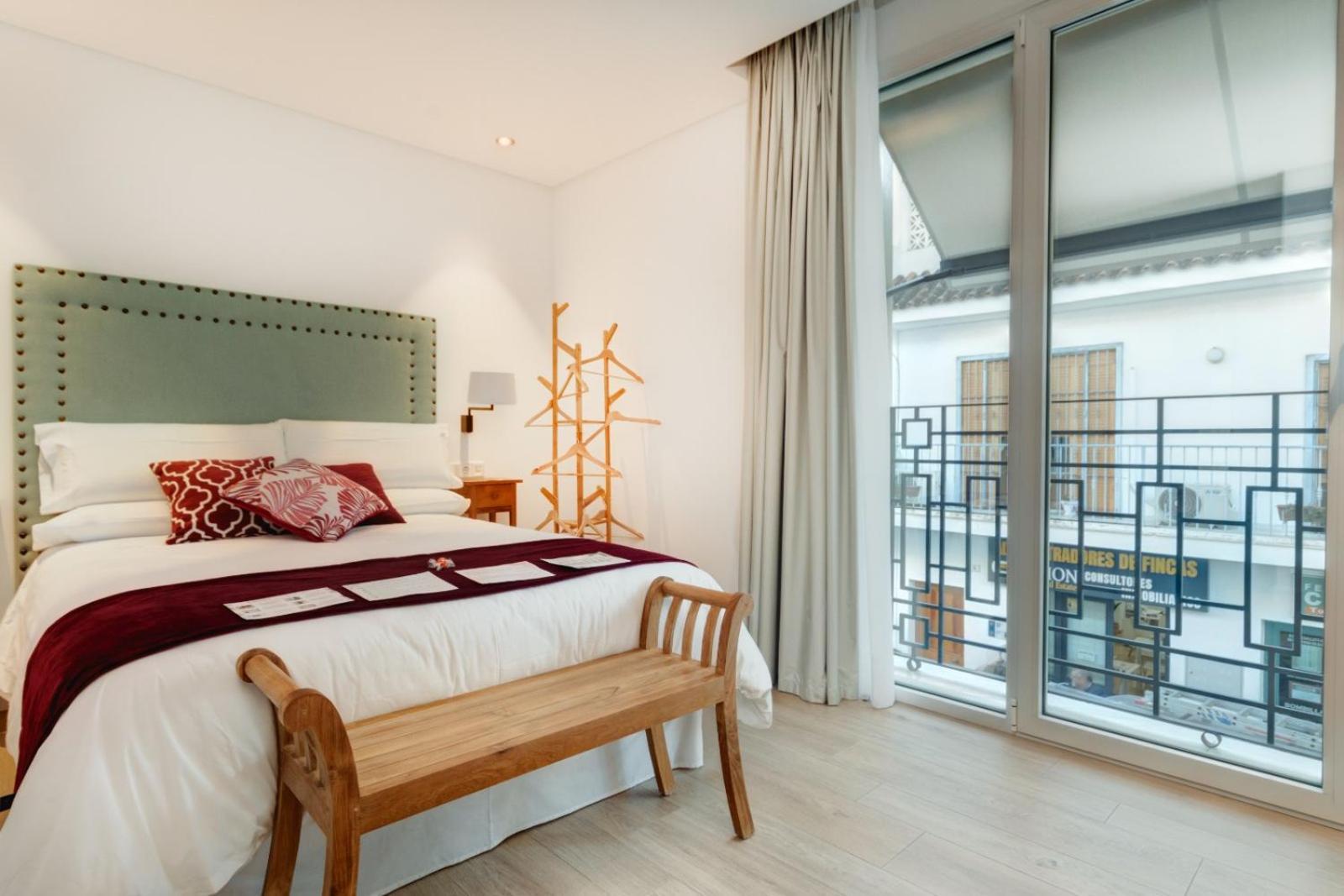 Apartamentos Turisticos La Plaza 치피오나 외부 사진