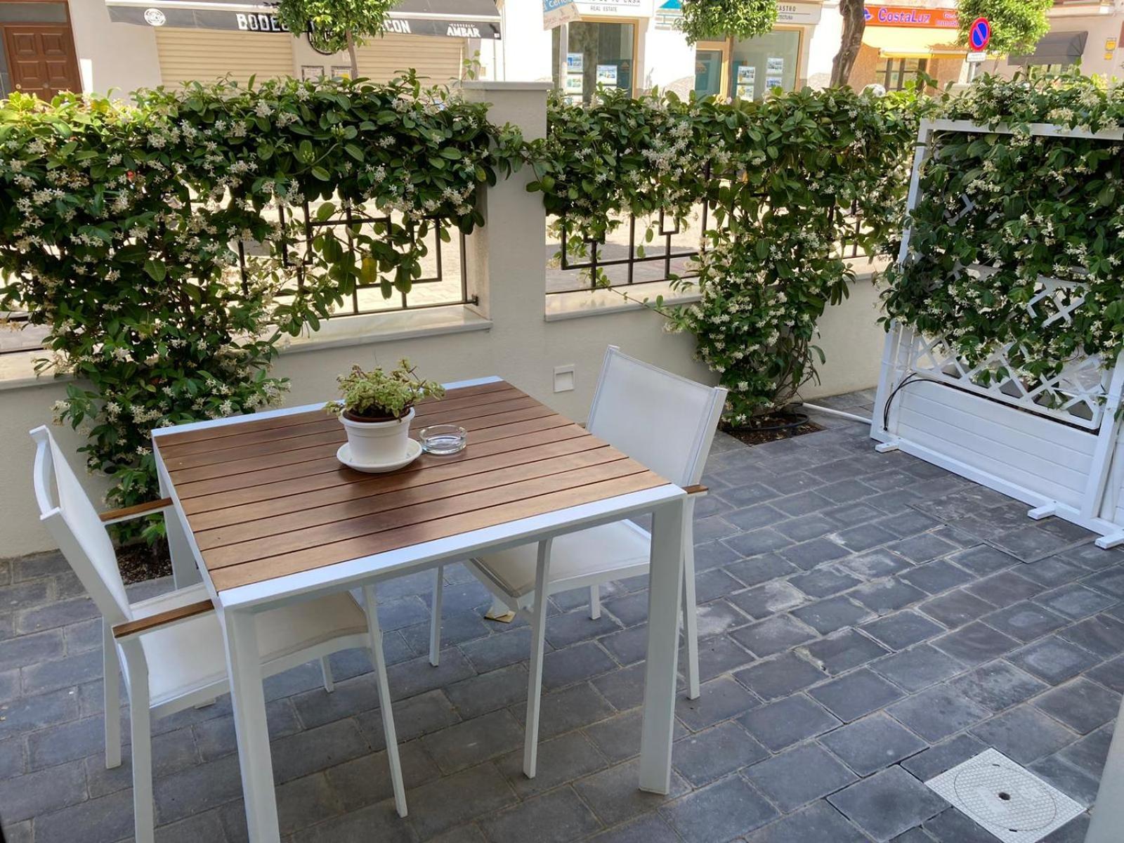 Apartamentos Turisticos La Plaza 치피오나 외부 사진