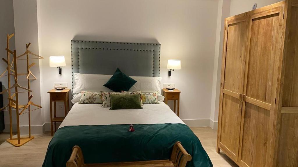 Apartamentos Turisticos La Plaza 치피오나 외부 사진