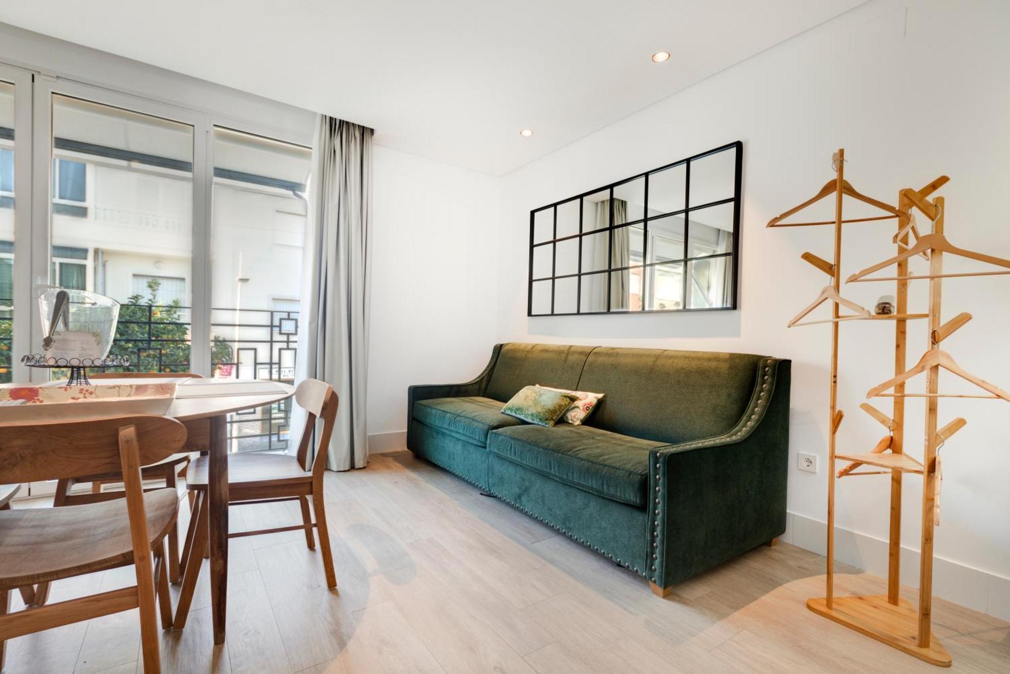 Apartamentos Turisticos La Plaza 치피오나 외부 사진